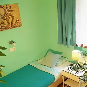 Hostel Shantee House 