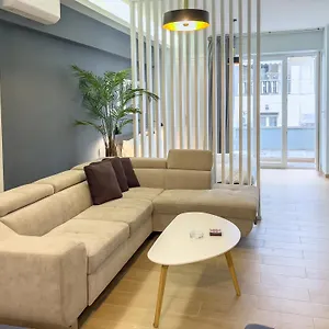 https://space-one-welcome-stay-downtown-lux-apart-tsimiski.hotels-of-thessaloniki.com