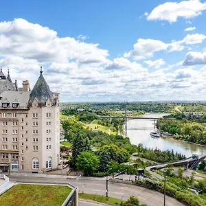 Szálloda Fairmont Macdonald ****